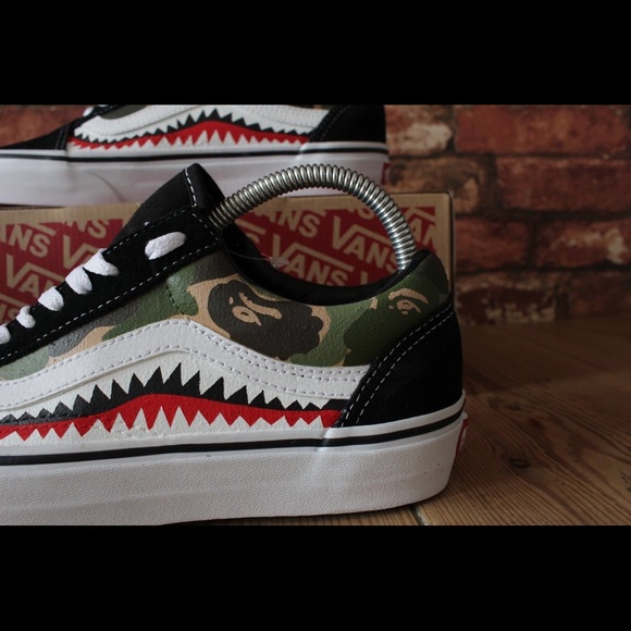 Vans X Bape custom shoes - Picture 2 of 2
